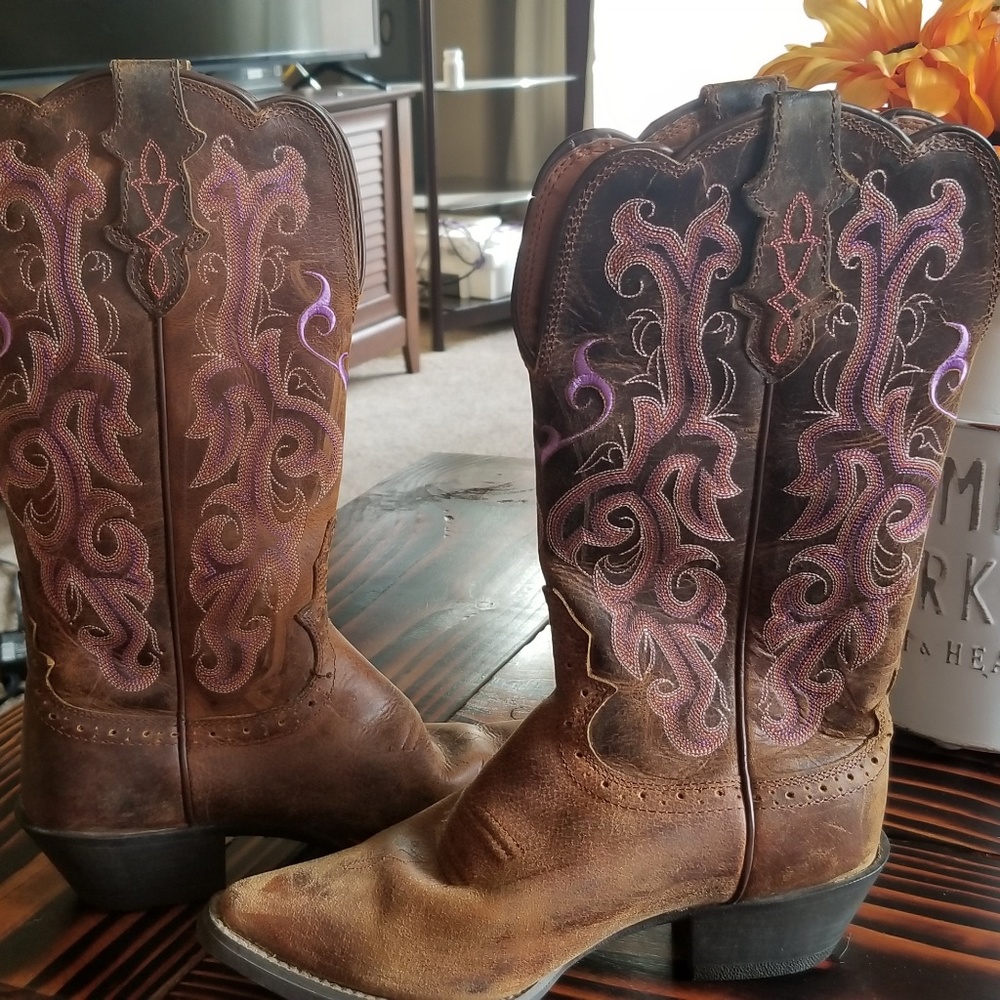 Justin womens boot size 6B